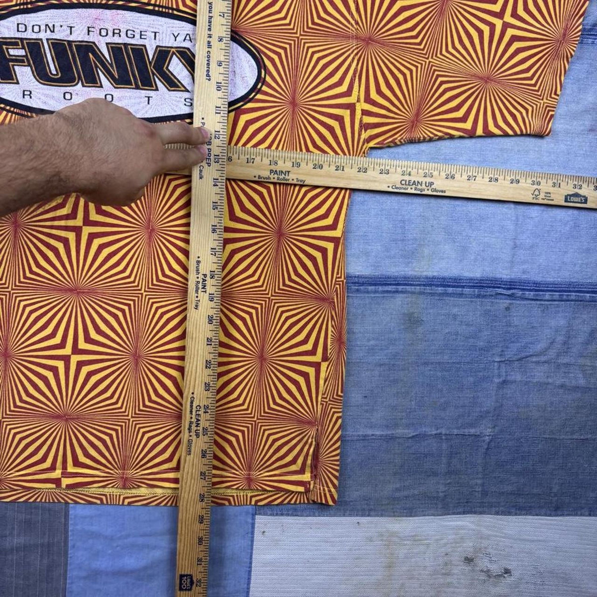 2000s Funky Roots Psychedelic Optical Illusion Graphic Tee Yellow Red | Medium