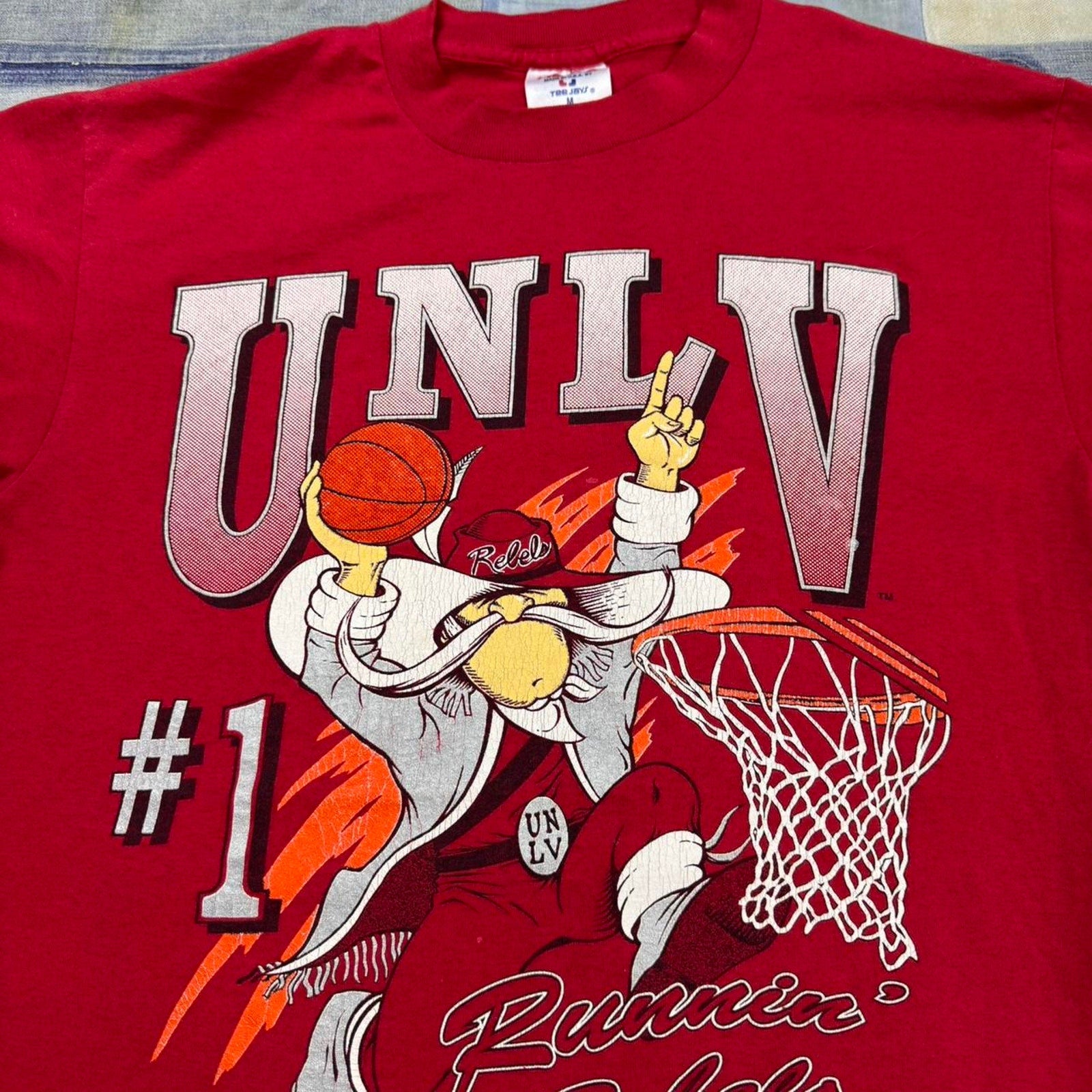 1990s UNLV Runnin' Rebels Basketball Tee | Medium