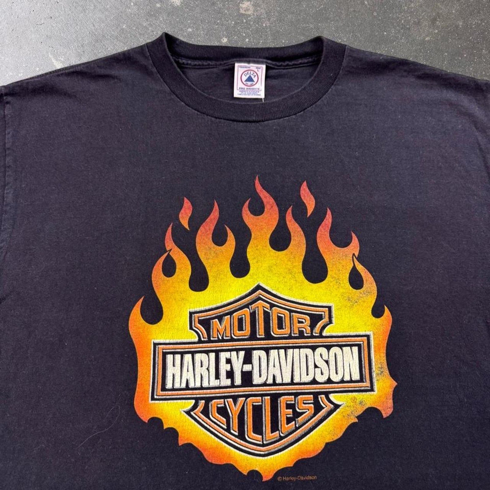 2000s Harley-Davidson Flaming Bar & Shield Logo Tee | XL
