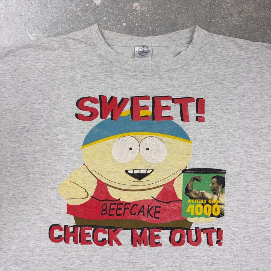 1990s South Park Cartman Beefcake “Sweet! Check Me Out!” Graphic Tee | Extra Large