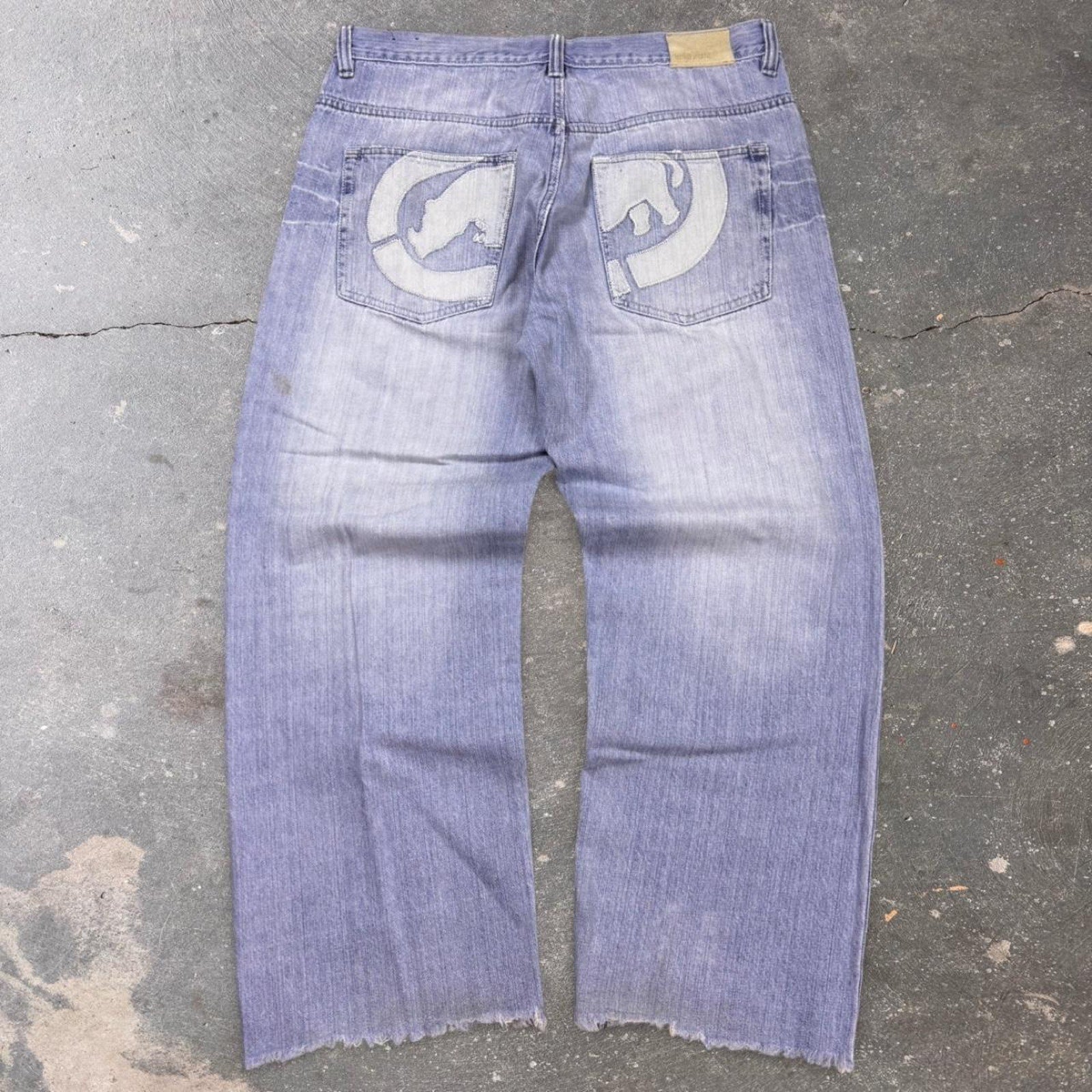 2000s Ecko Unltd light wash baggy jeans | 37 x 28