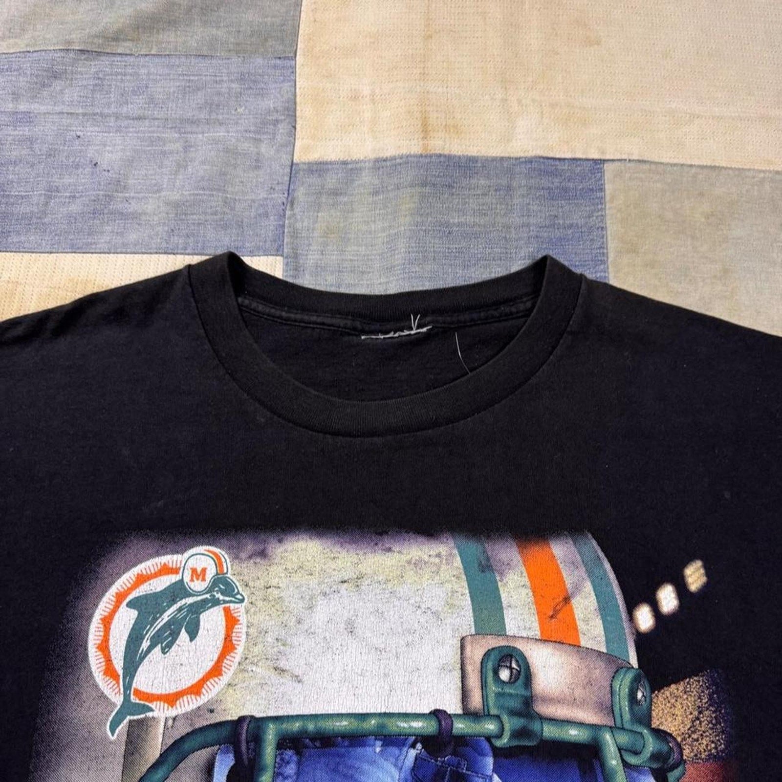 1995 Miami Dolphins Helmet Graphic Tee | XL