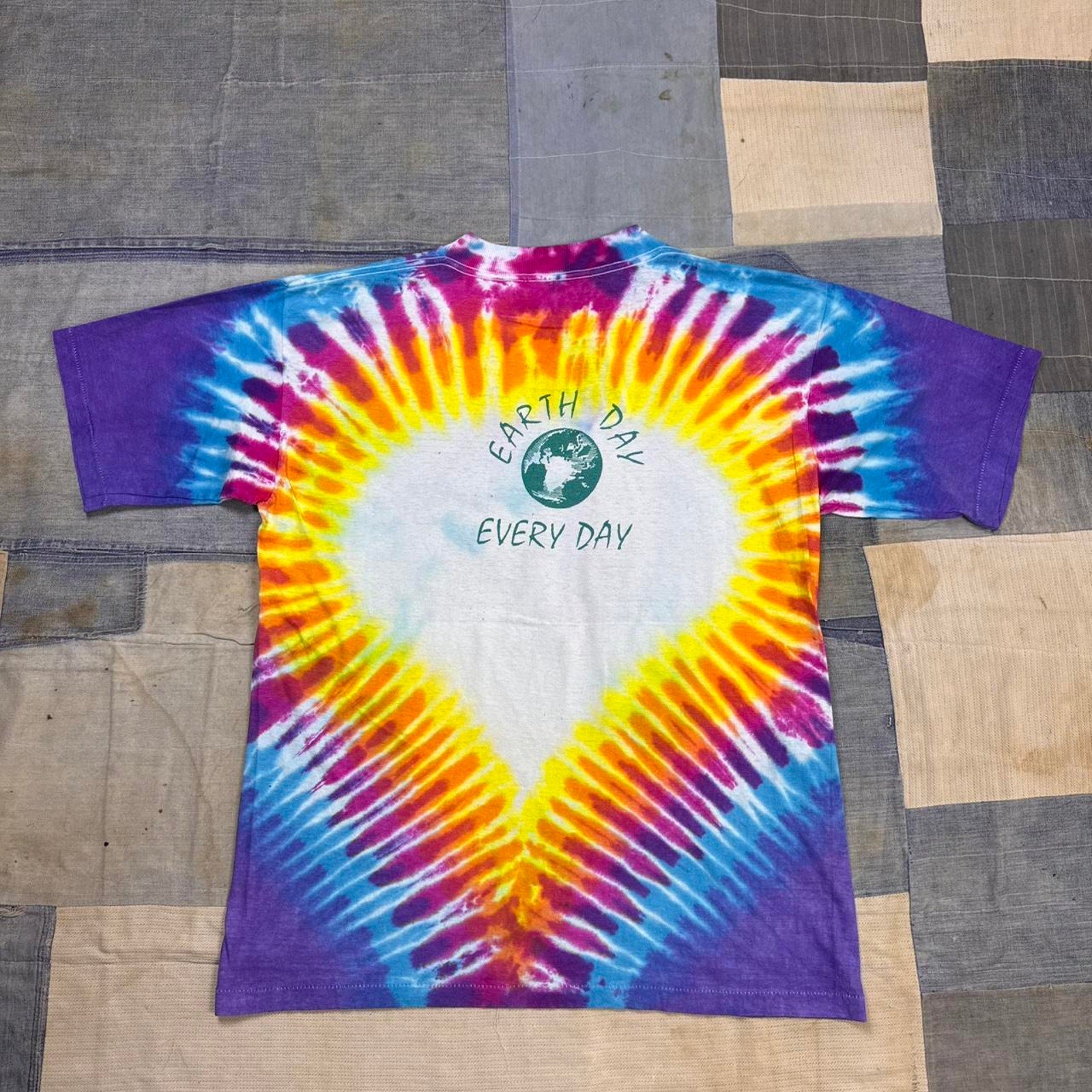 1990s Earth Day tie-dye tee | Large