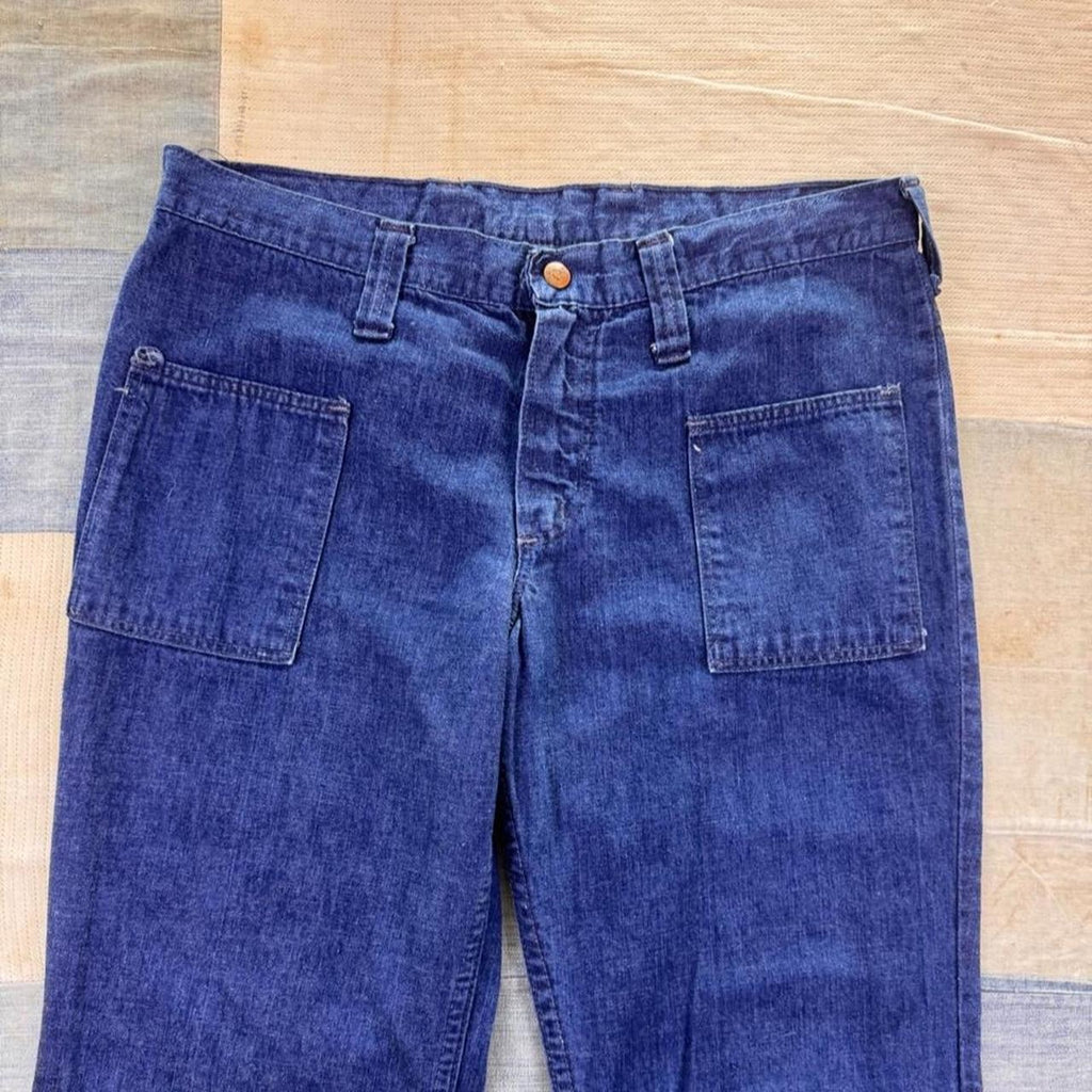 1970s Wrangler High-Waisted Bell Bottom Jeans | 32 x 30