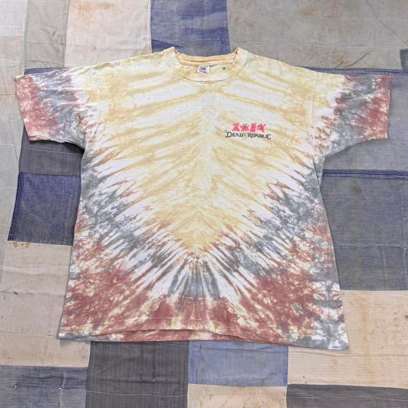 90’s Vintage grateful Dead Republic band tee Size XL