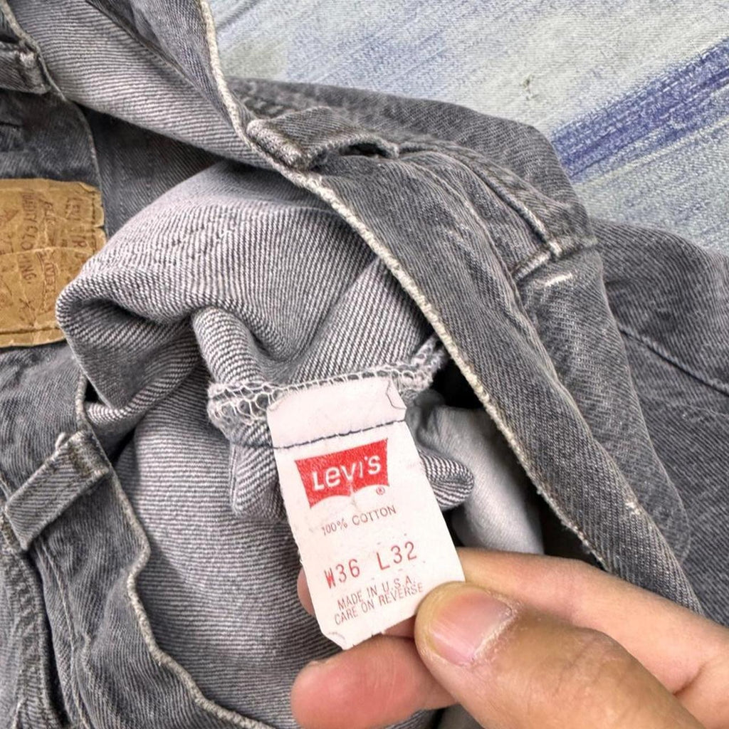 1990s Levi’s 501 Faded Gray Denim Jeans | 34x30