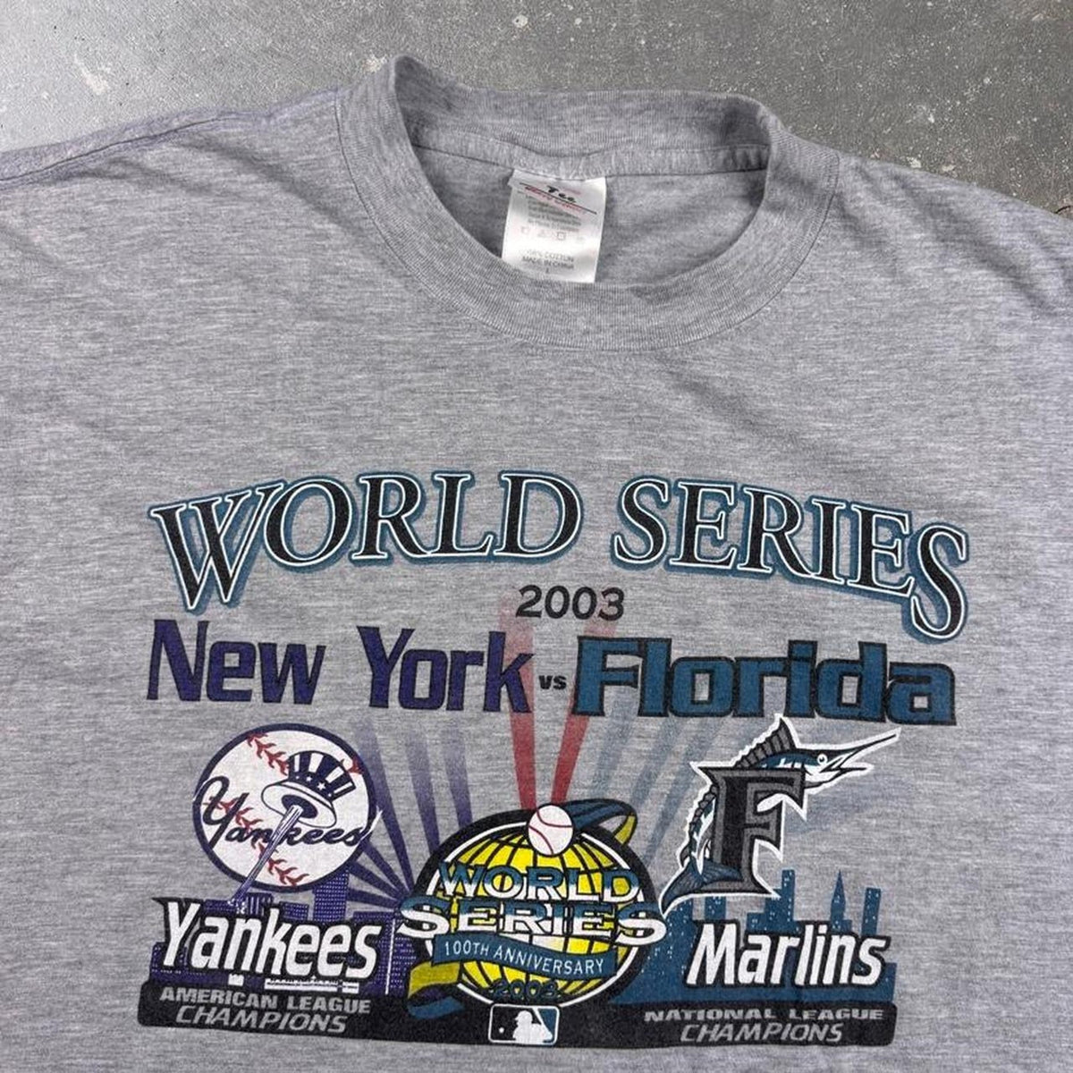 2003 New York Yankees Florida Marlins World Series Tee | XL