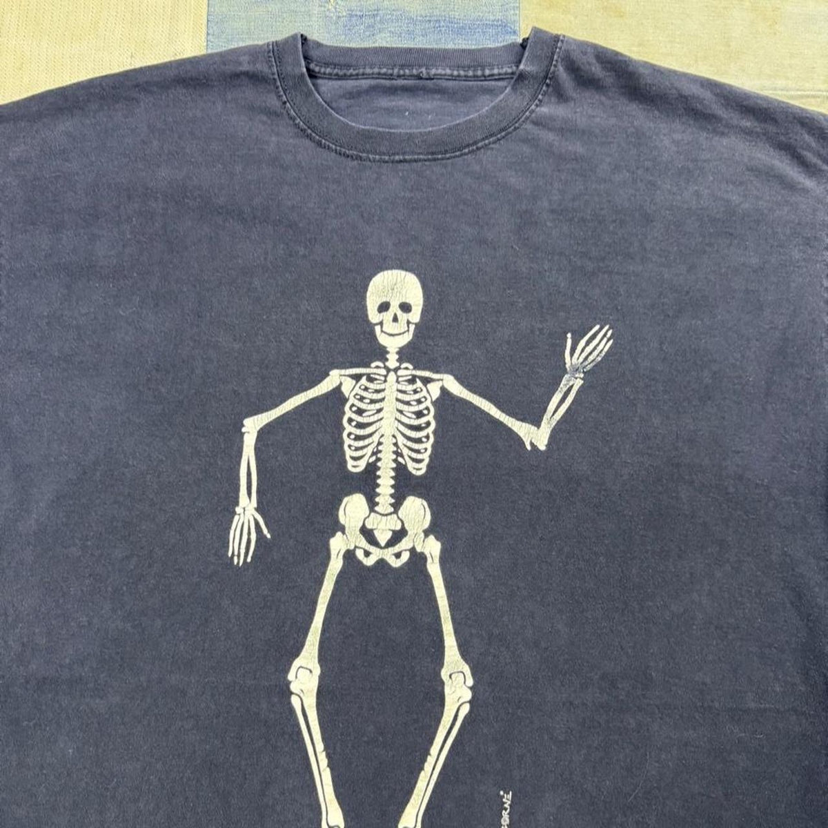 1990s Airborne Waving Skeleton Graphic Tee | XL