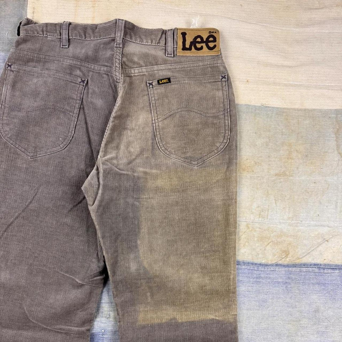 Late 1970s Lee Gray Corduroy Straight Leg Pants | 31 x 32