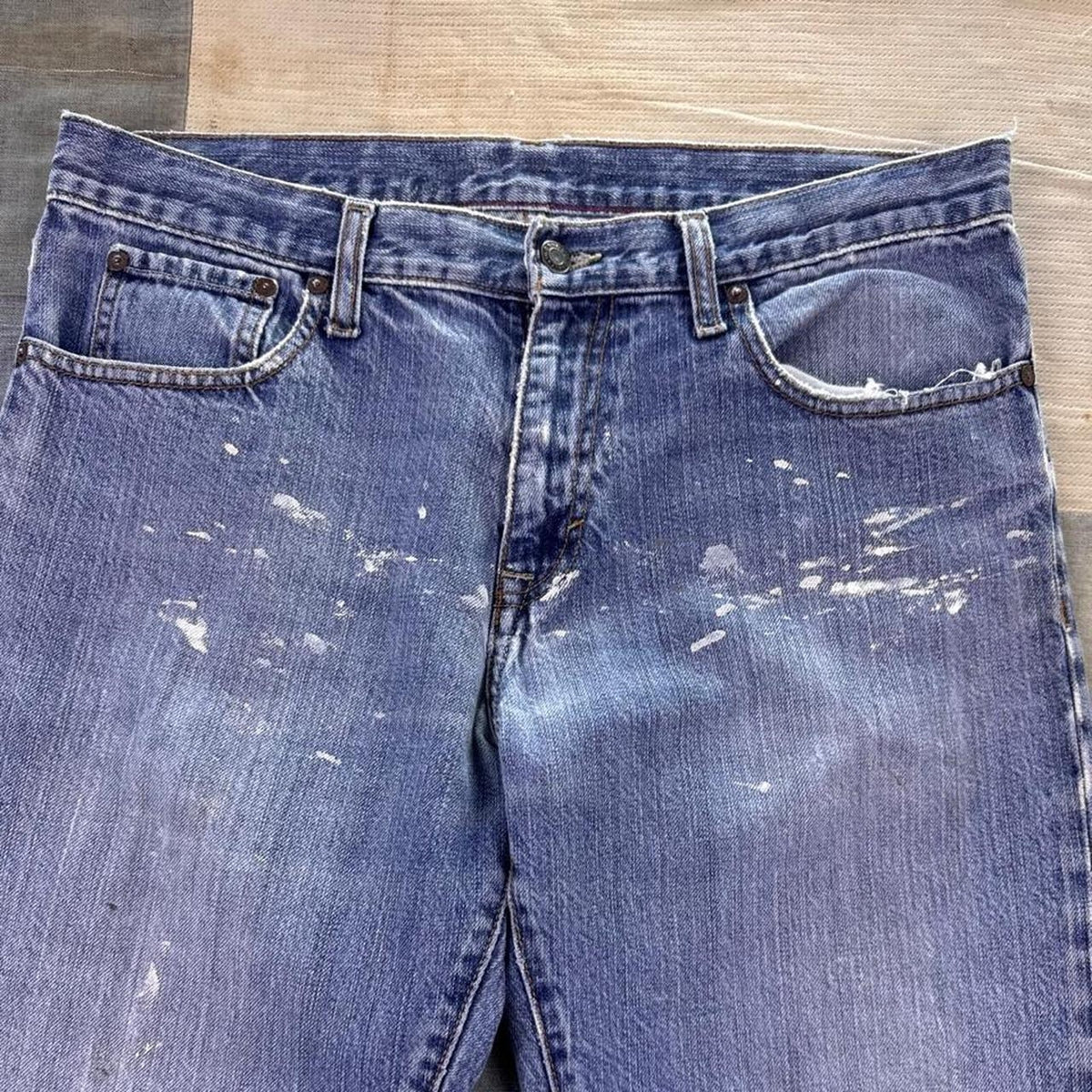 2000s Old Navy Paint Splatter Distressed Jeans | 35x30