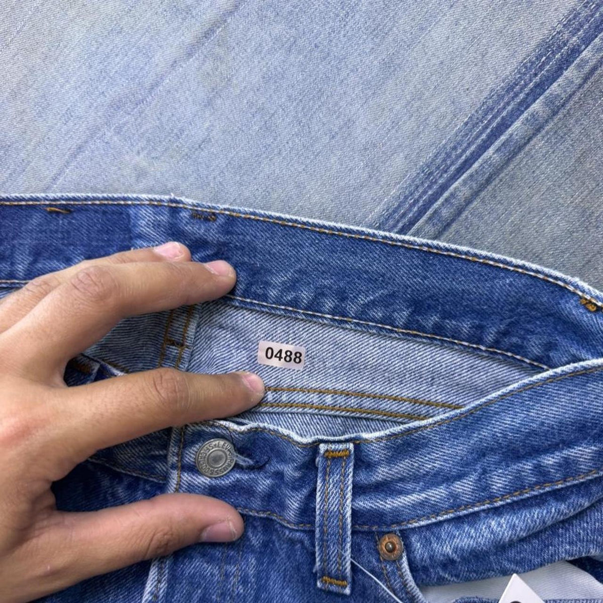 1980s Levi's 501 Straight Leg Jeans Made in USA | 27 x 31.5