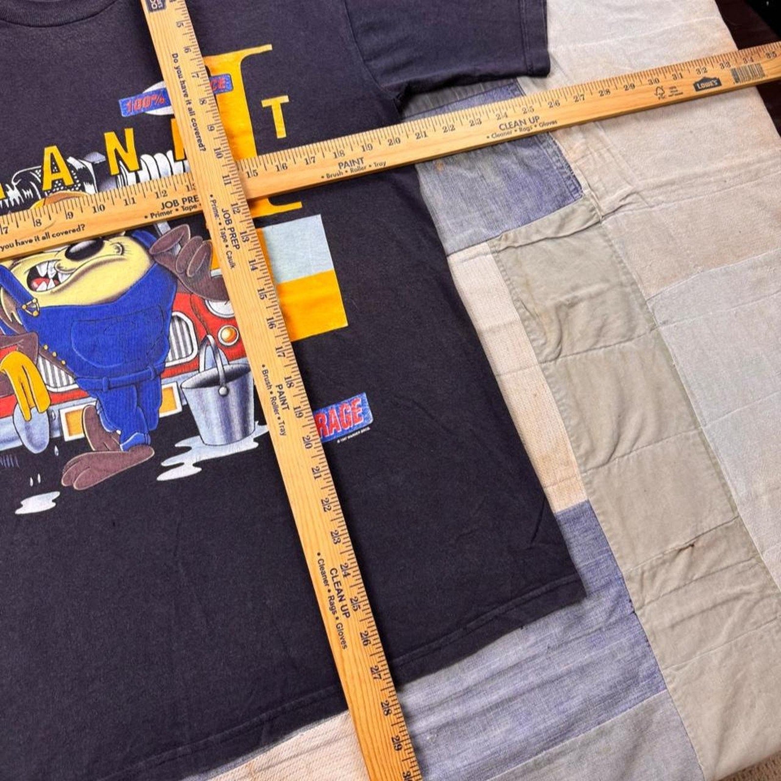 1997 Taz Crank It Garage Tee | Medium