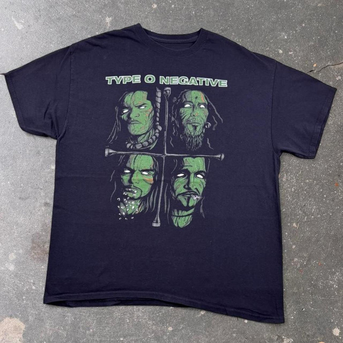 2000s Type O Negative Four Faces Band Graphic Tee Black | XL