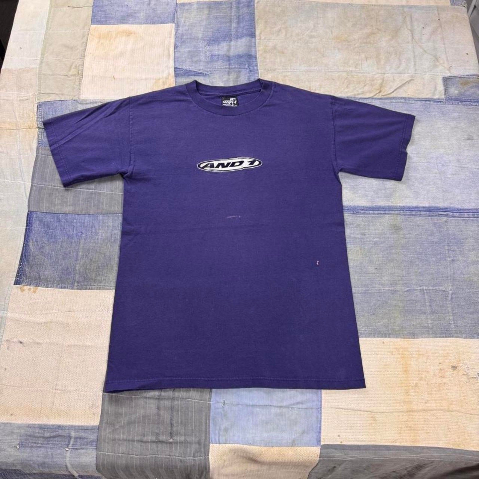 2000s AND1 Basketball tee | Medium