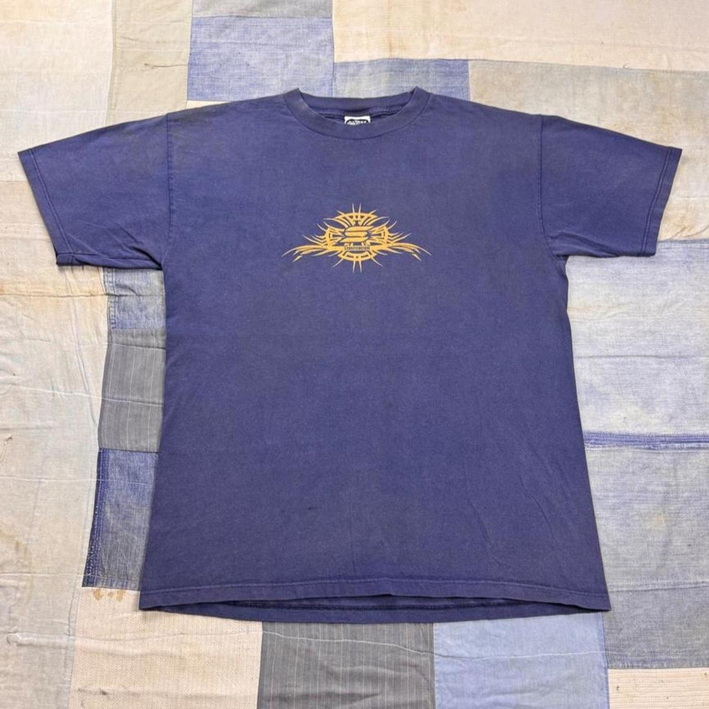 1990s Street Culture Tribal Logo Graphic Tee | Large