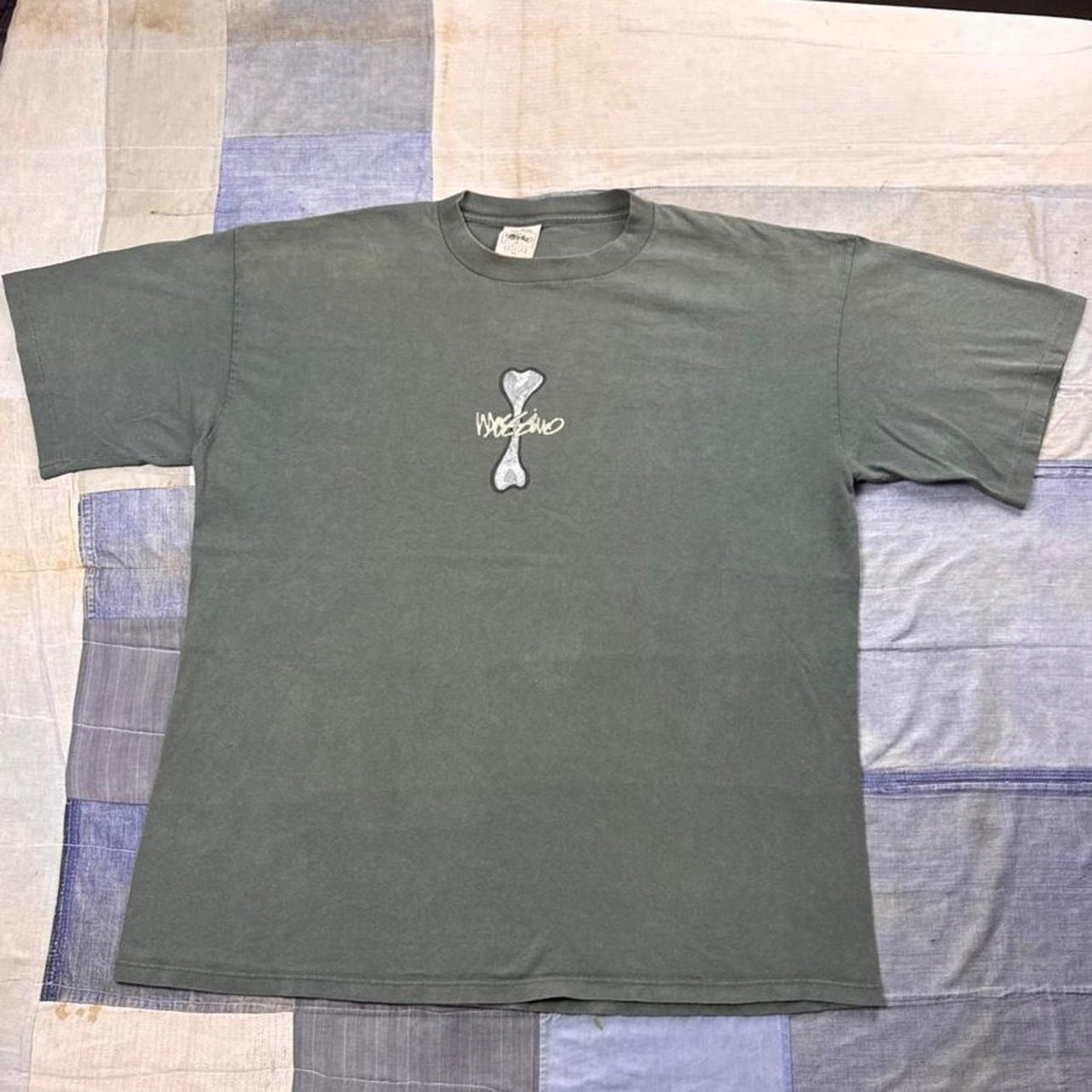 1990s Mossimo “Dog With The Bone” Graphic Tee | XL