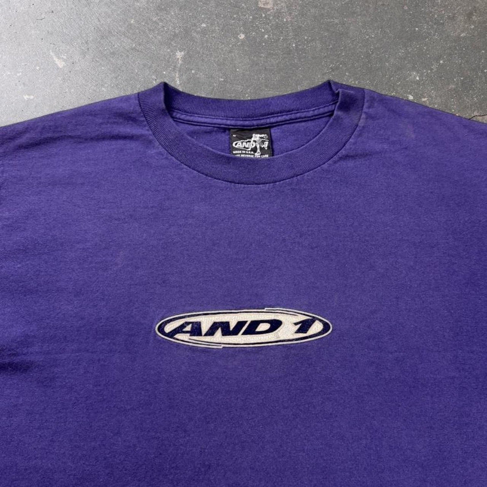 2000s AND1 Basketball tee | Medium