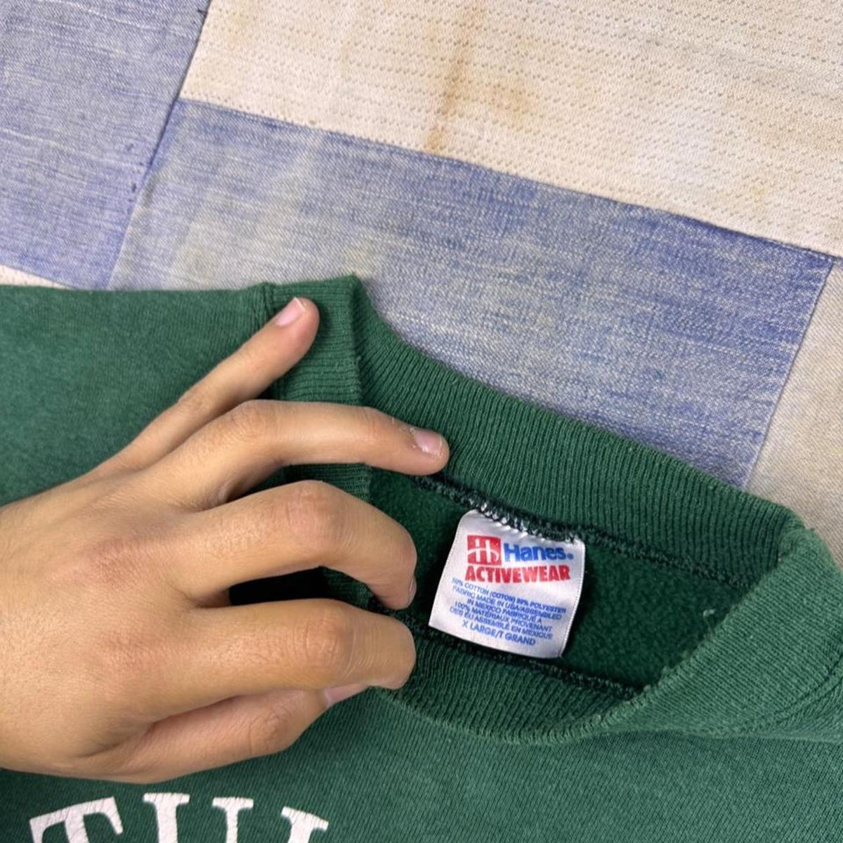 1980s Tulane A.B. Freeman School of Business Hanes Crewneck | 24.5x25.5