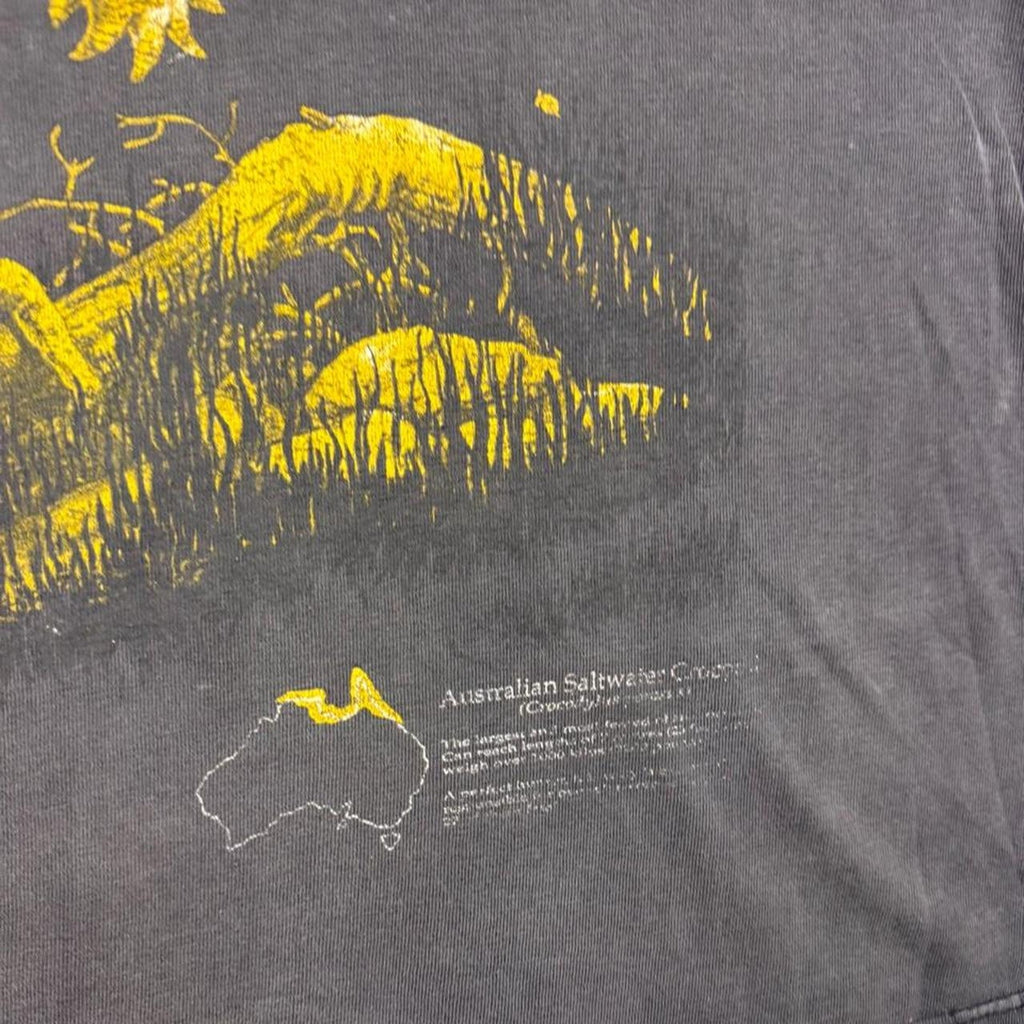 1990s Australian Native Wildlife Golden Lizard Graphic Tee Faded Black | Large