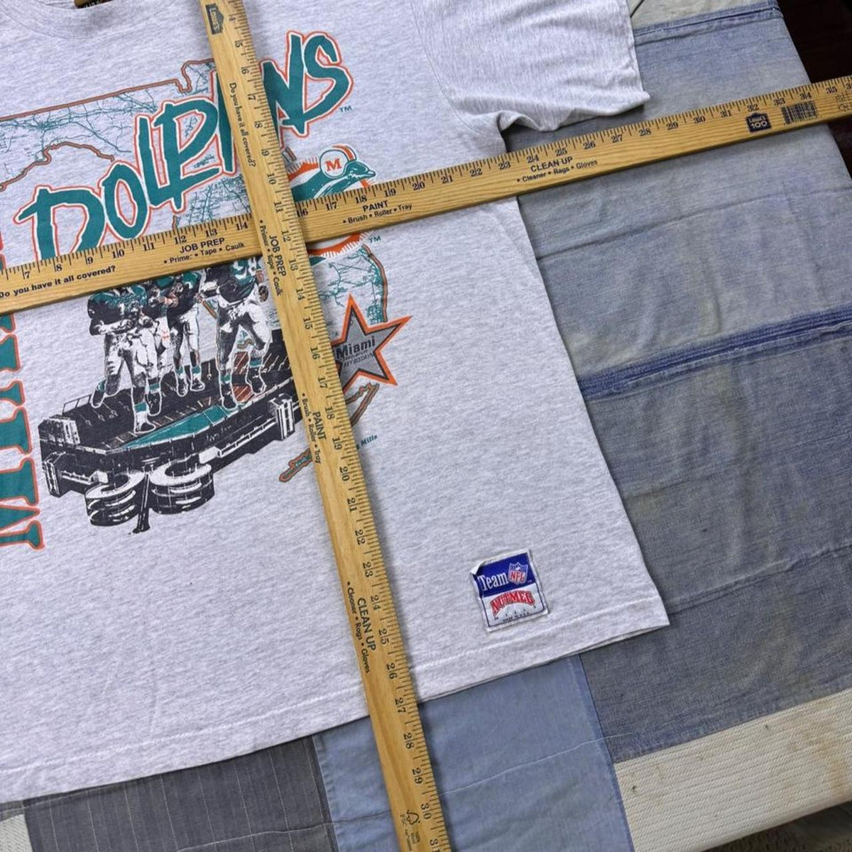 1990s Miami Dolphins Nutmeg Mills NFL All Over Graphic Tee | Large
