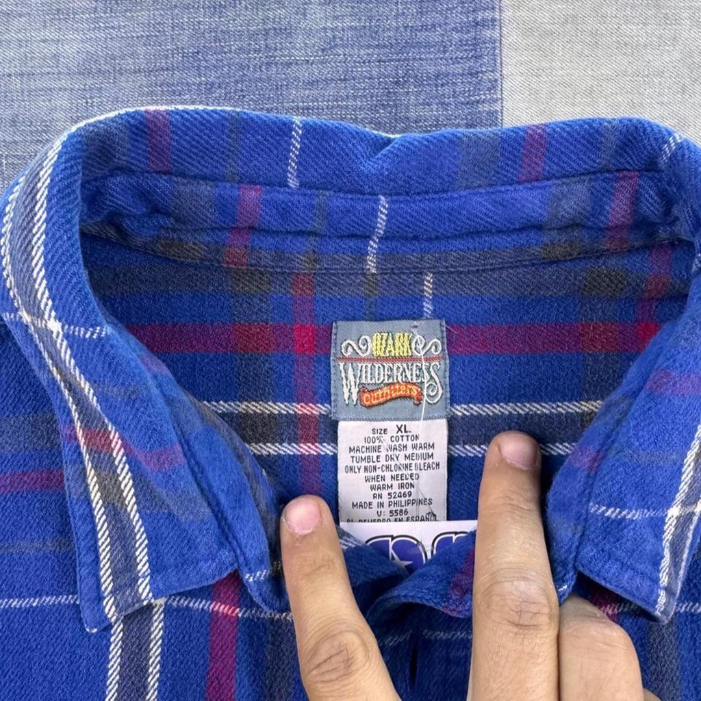 1990s Wilderness Outfitters Blue Plaid Flannel Shirt | XL