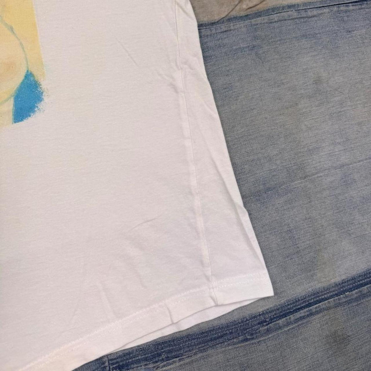 1990s Abstract Nude Female Torso Art Graphic Tee | Large