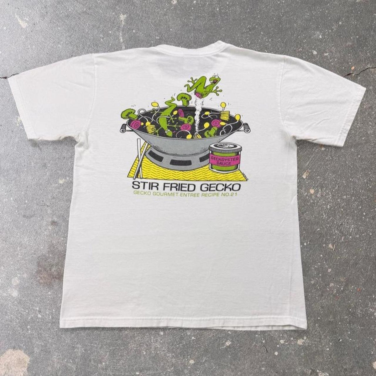 2000s Crazy Shirts Hawaii Stir Fried Gecko Gourmet Tee | Small