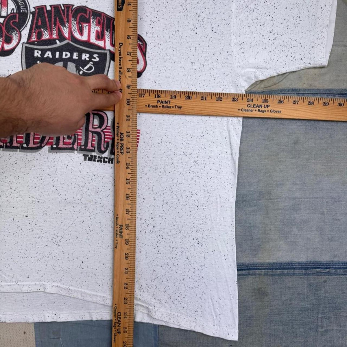 1990s Los Angeles Raiders NFL Trench AOP Speckled Graphic Tee | Extra Large