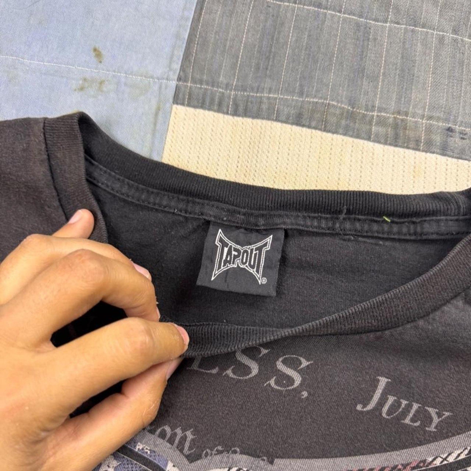 2000s Tapout American Flag Declaration Graphic Tee | 2XL