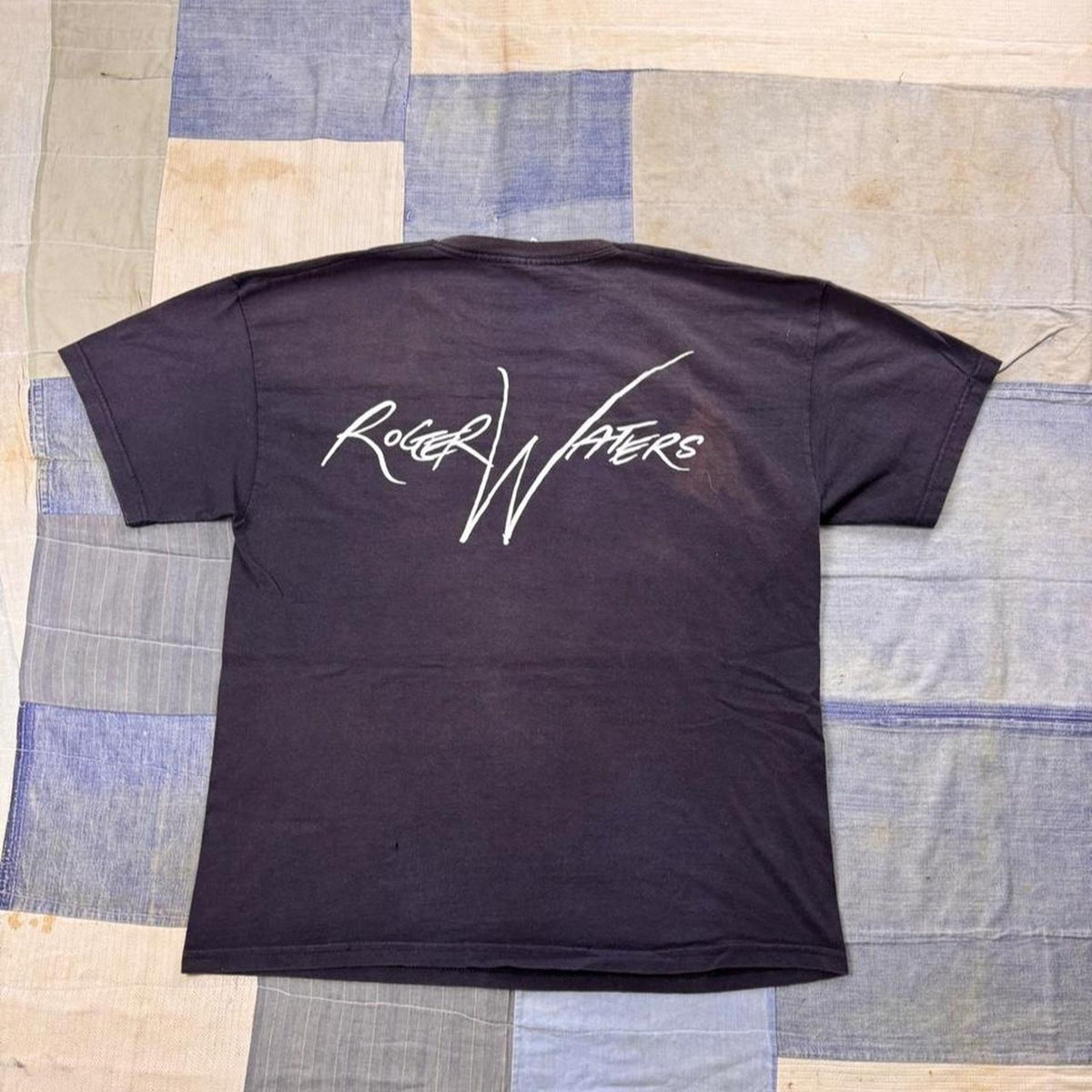 1990s Roger Waters Pink Floyd The Wall Graphic Tee | Large