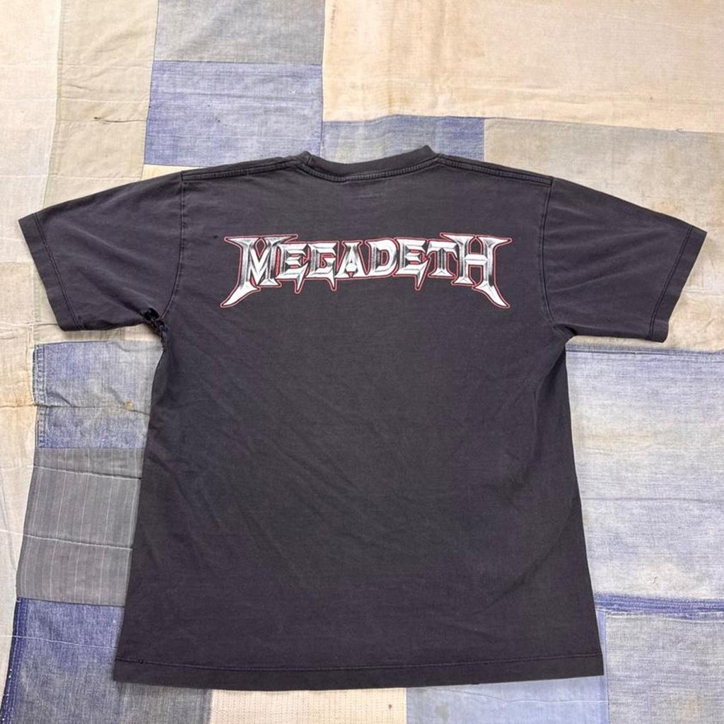 2000s Megadeth Vic Rattlehead Nuclear Missile Band Tee | Medium