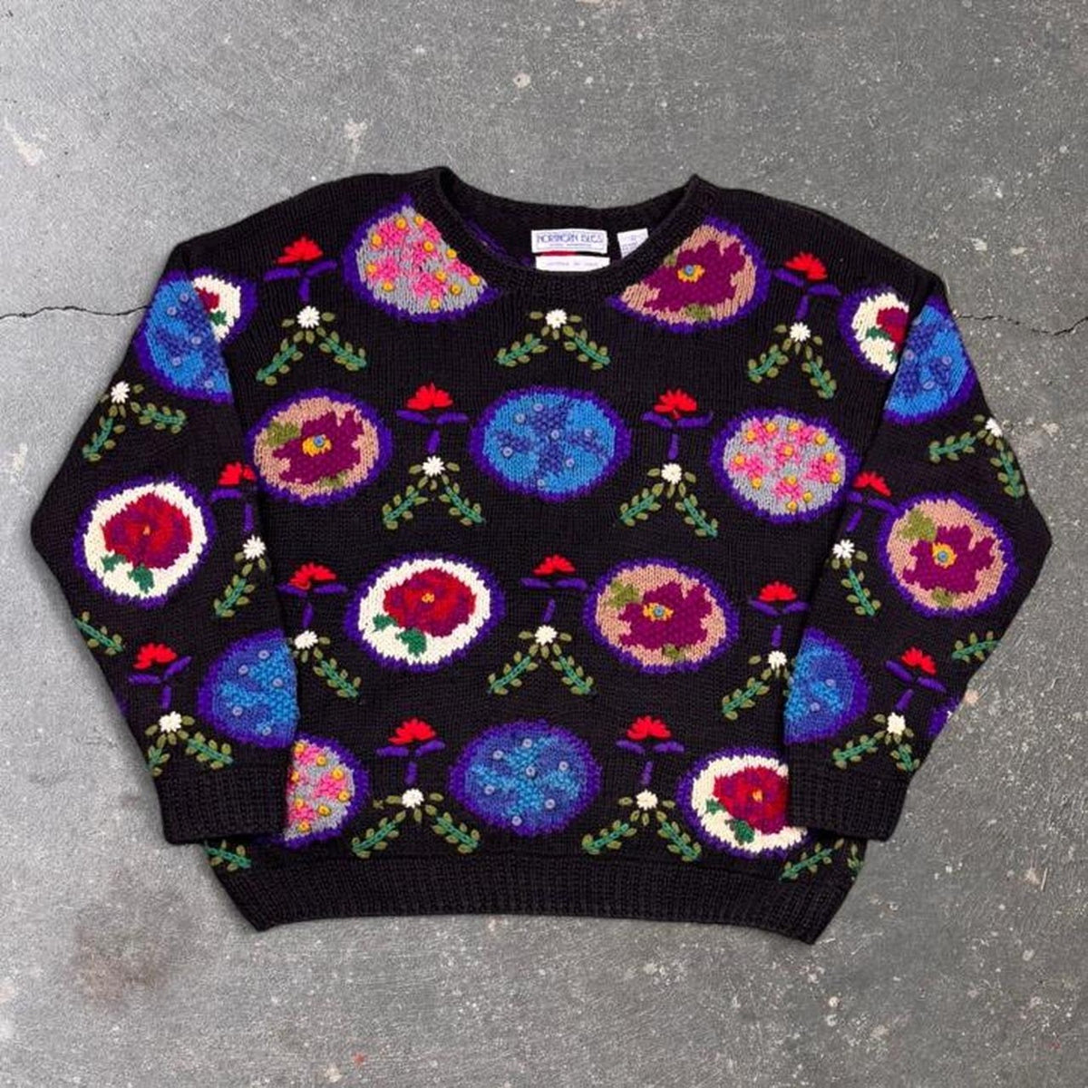 1990s Northern Isles Hand Knit Floral Sweater | L