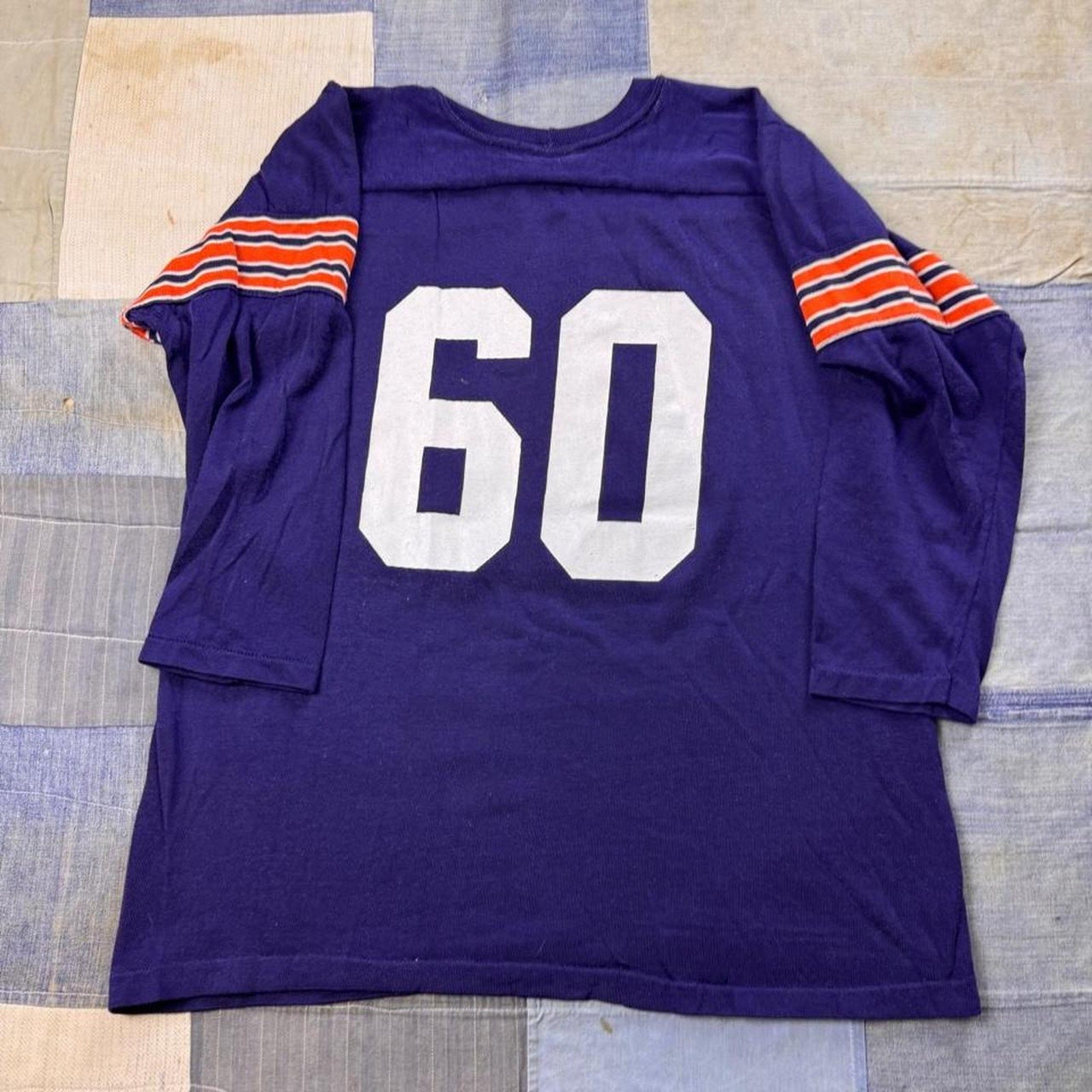 1980s Chicago Bears Number 60 Football Jersey Tee | Medium