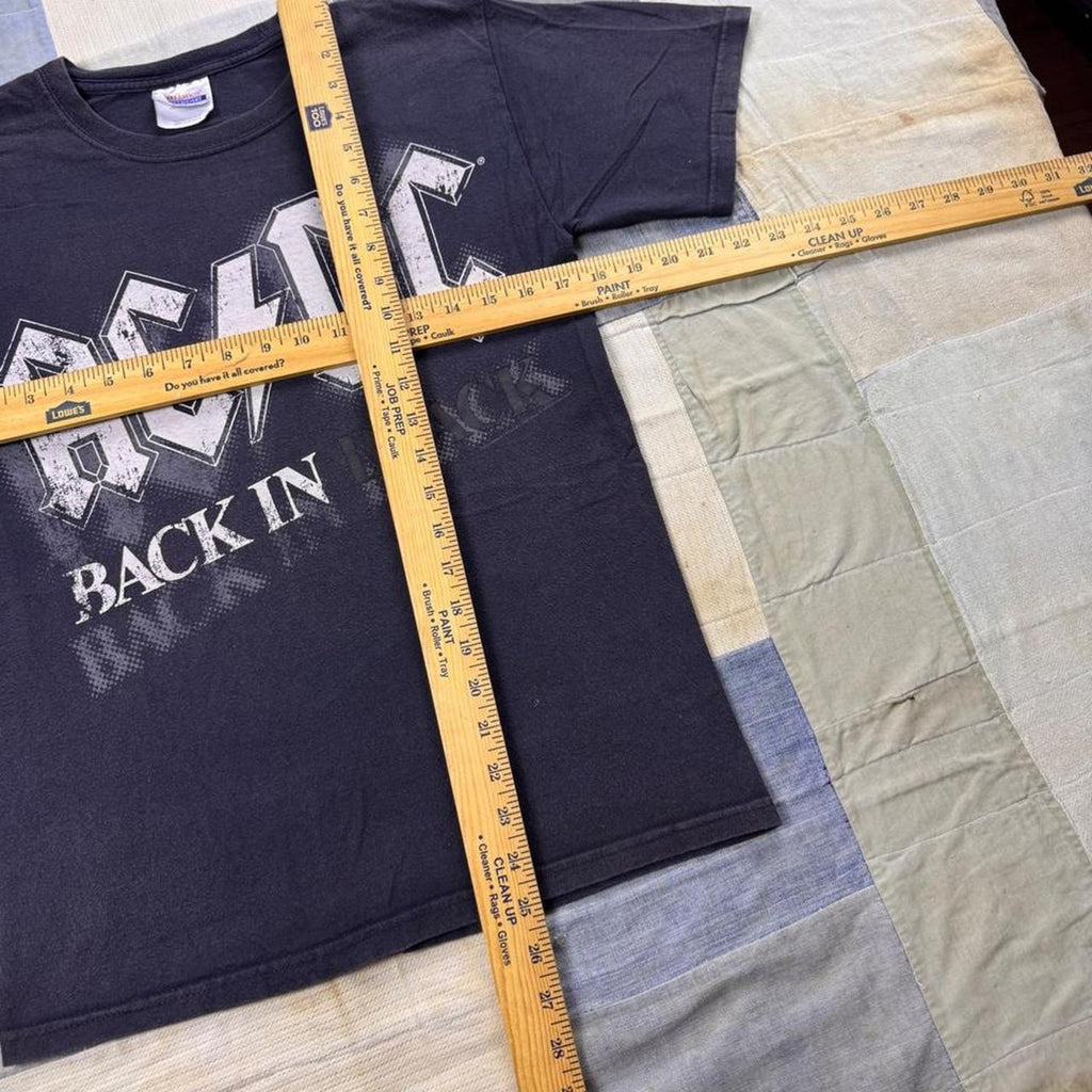 2010 AC/DC Back in Black Distressed Logo Tee | Small