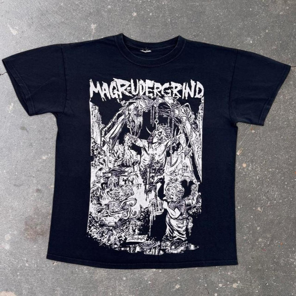 2000s Macabre Underground Horror Graphic Tee | Medium