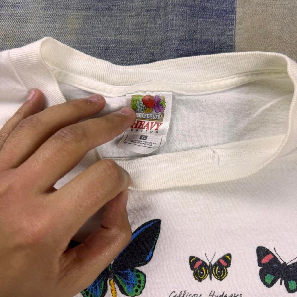 1993 butterfly species graphic Tee | XL