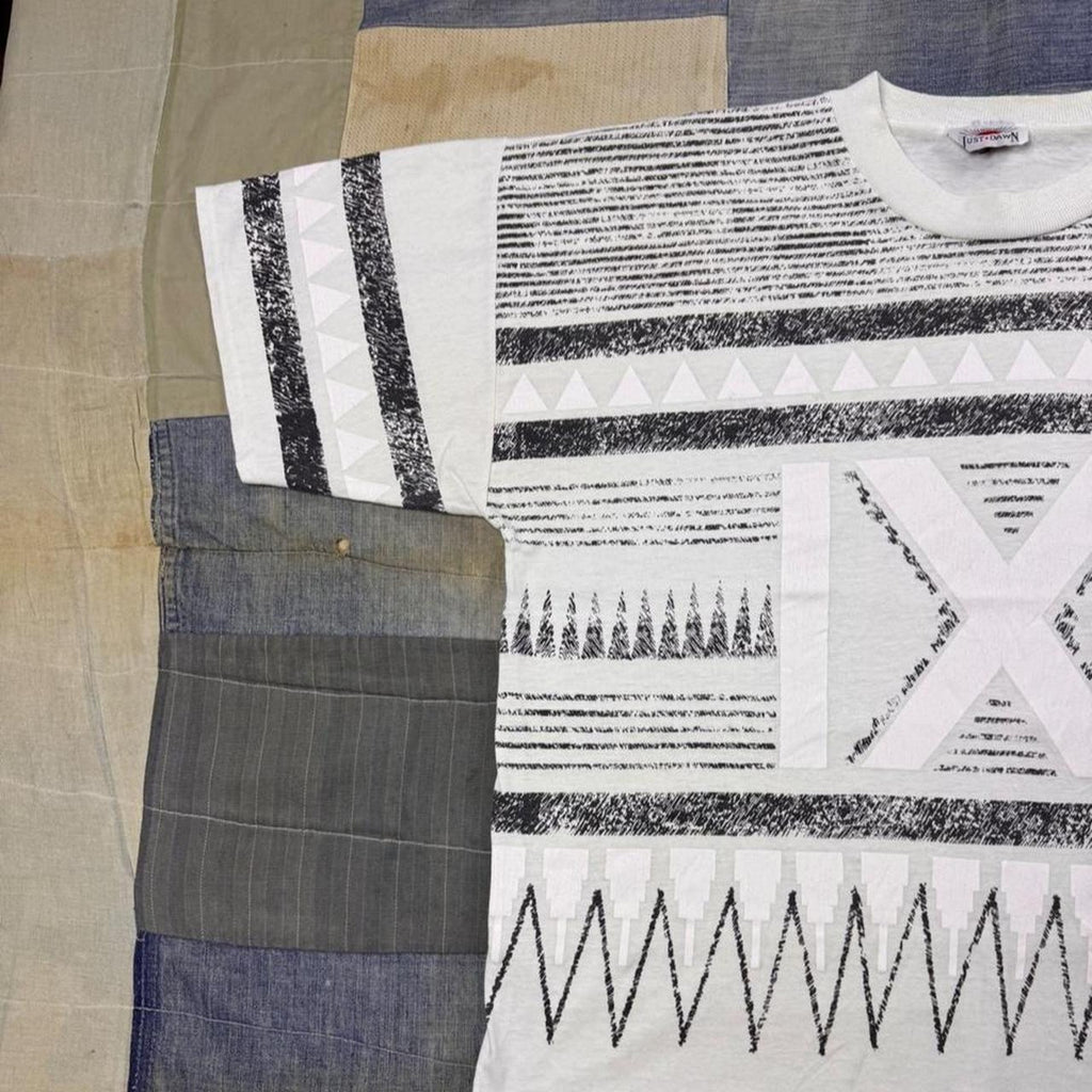 1990s Just Dawn Abstract Geometric Single Stitch Tee | Large