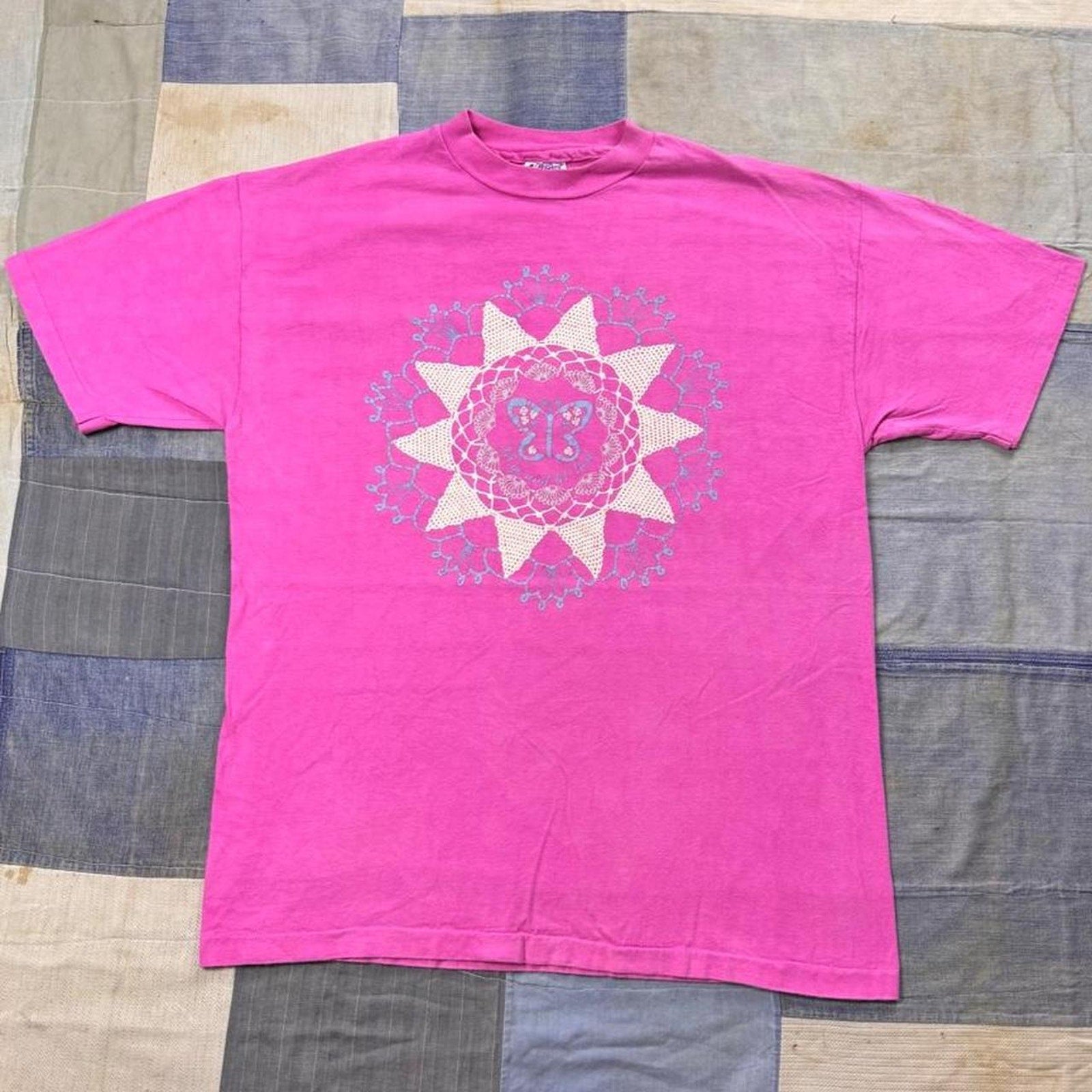 1990s Butterfly Crochet Doily Graphic Tee | Large