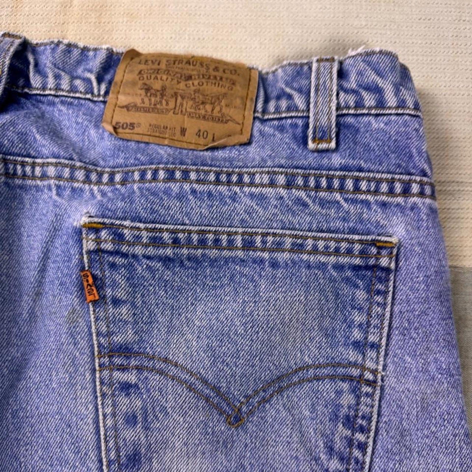 1990s Levi’s 505 Orange Tab Light Wash Jeans | 36x29