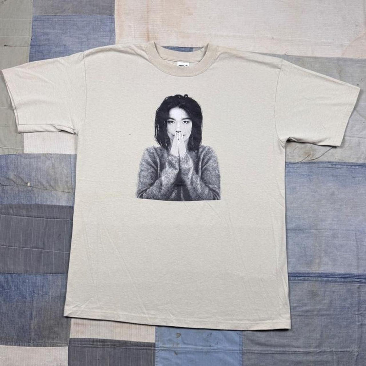1990s Björk Debut Portrait Tee | L