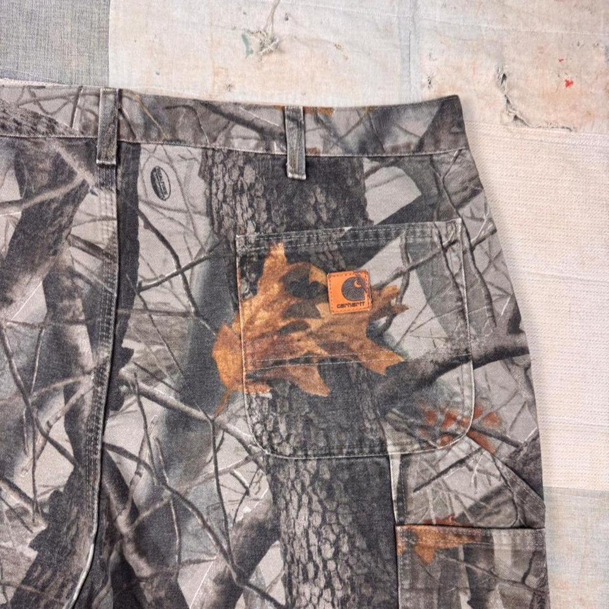 1990s Carhartt Treestand Camo Carpenter Pants | 39 x 29