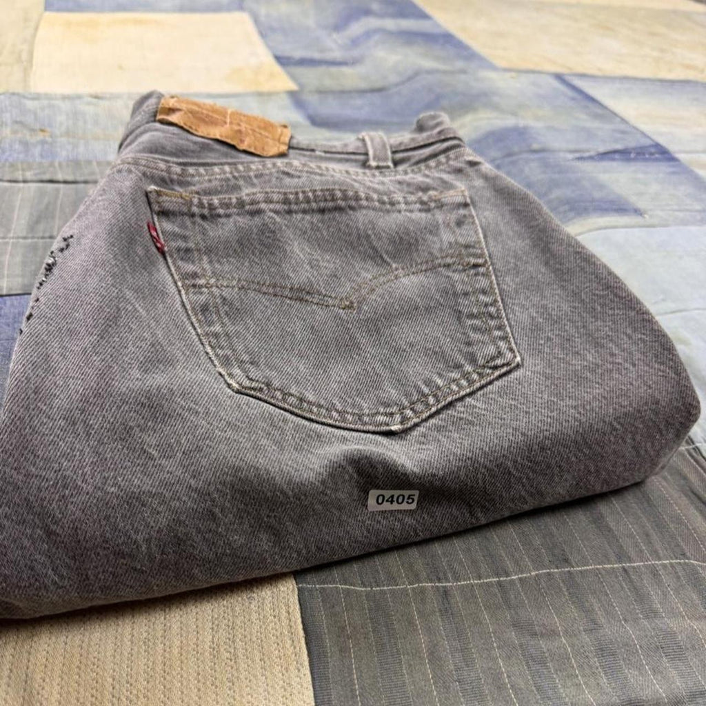 1990s Levi’s 501 Faded Gray Denim Jeans | 34x30