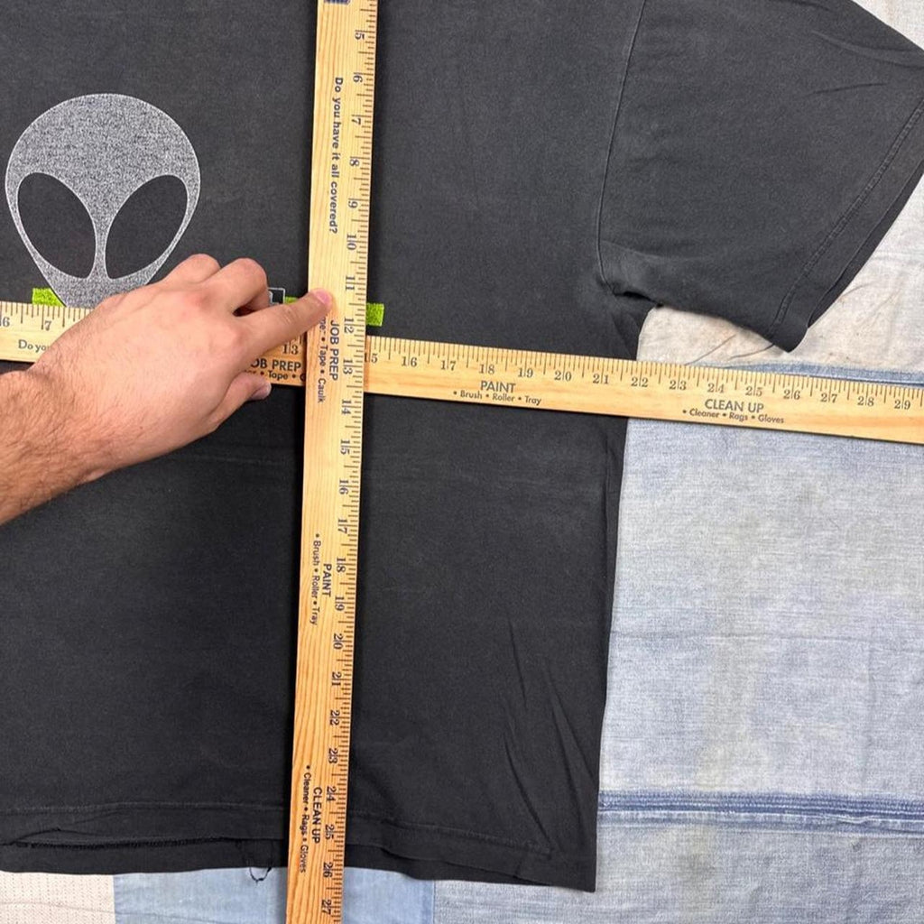 1990s Believe Alien Tee | L
