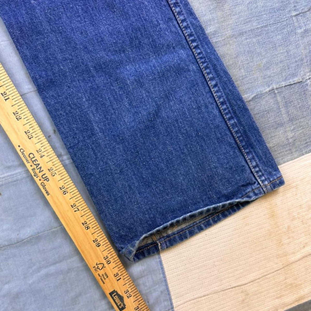 1970s Maverick Made in USA Flared Jeans | 32 x 30.5