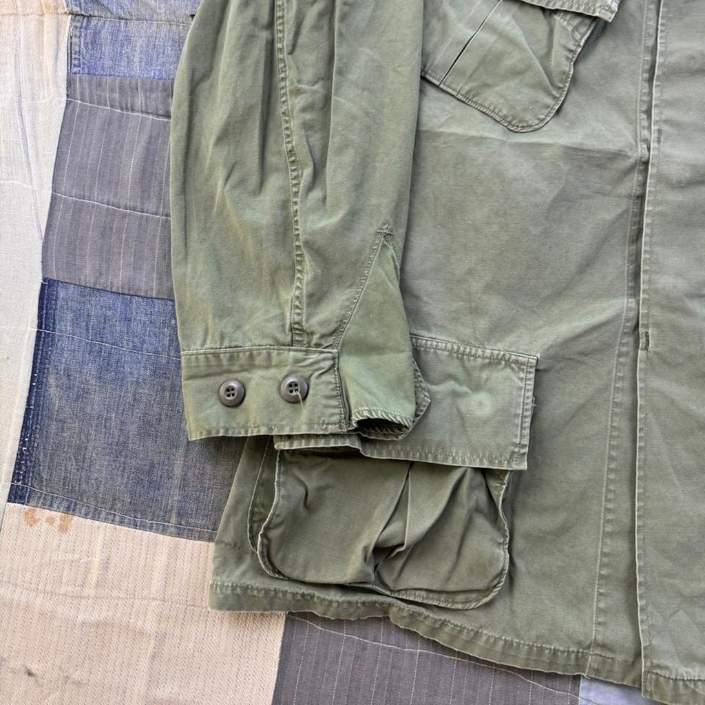 1960s Vietnam War M-65 OG-107 Military Field Jacket | Medium Regular