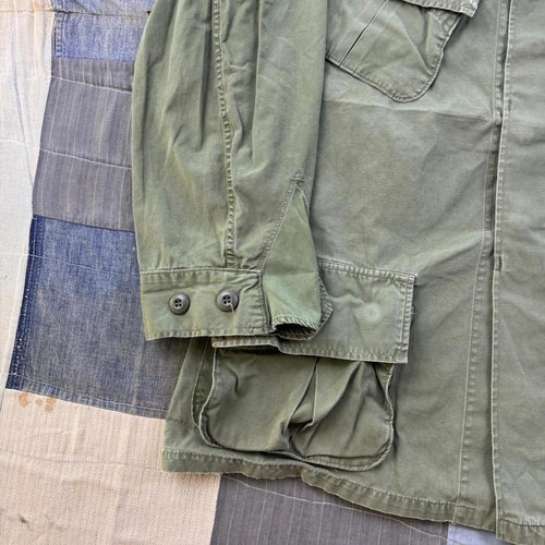1960s Vietnam War M-65 OG-107 Military Field Jacket | Medium Regular