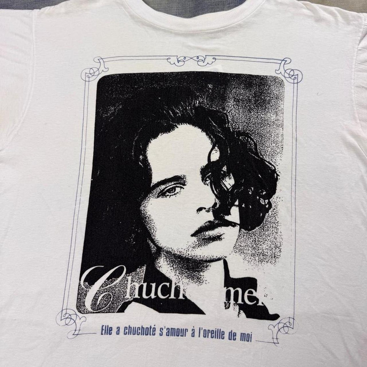1990s Chuchote-Moi French Portrait Graphic Tee | Large