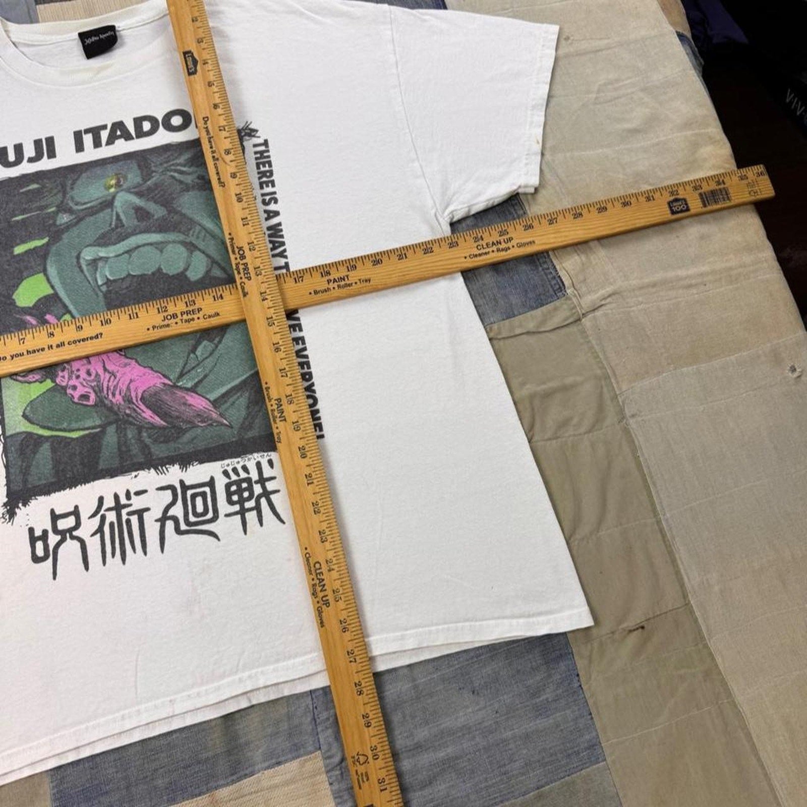 Jujutsu Kaisen Yuji Itadori Anime Graphic Tee | XL