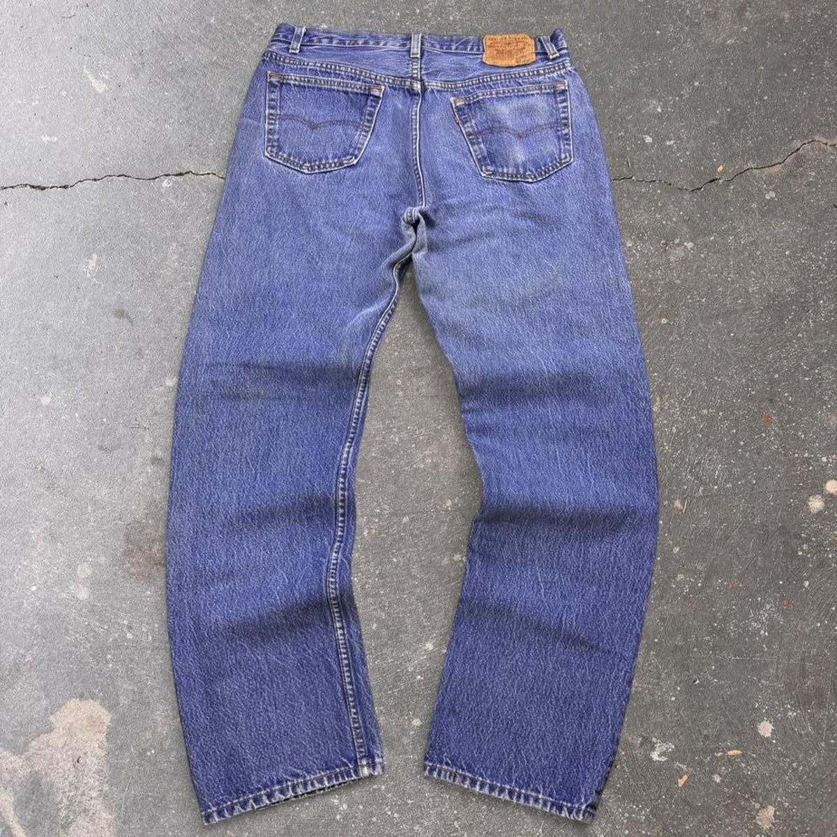 1990s Levi's 550 USA Made Relaxed Fit Jeans | 33x31