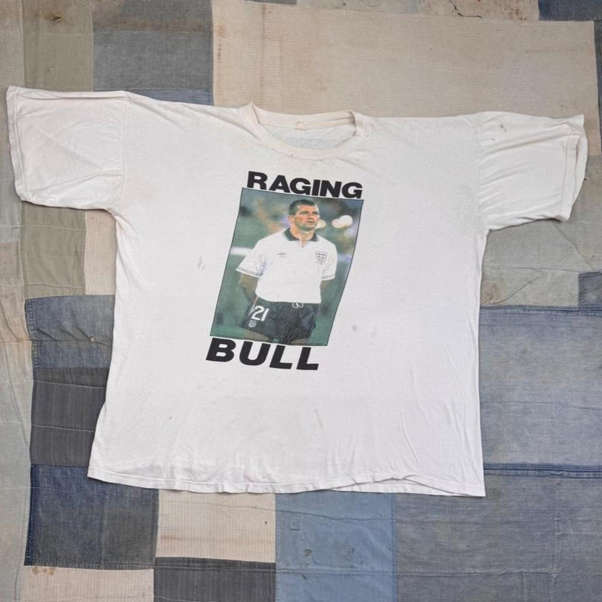 1990s Raging Bull England Footballer Novelty Tee | 2XL